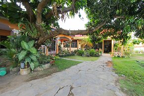 OYO 1721 A. Yani 95 Residence