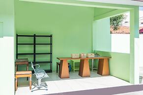 OYO 1399 Cemara Residence Syariah