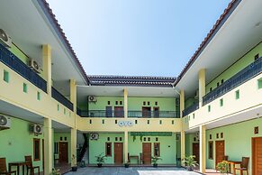 OYO 1399 Cemara Residence Syariah