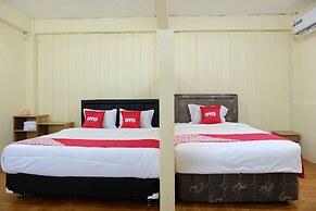 OYO 1853 Guest House D'makmoer