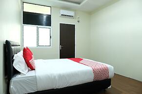 OYO 1853 Guest House D'makmoer