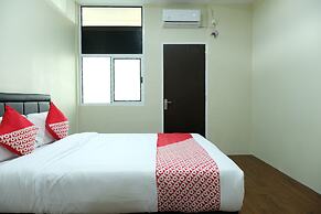 OYO 1853 Guest House D'makmoer