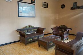 OYO 2029 Hotel Jatimas