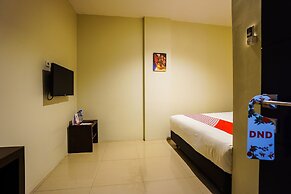 OYO 1769 Rid's Hotel
