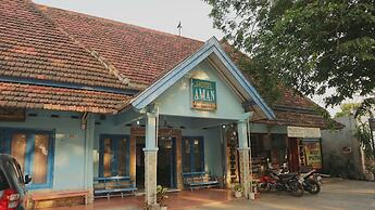 OYO Life 1972 Aman Family Inn Syariah