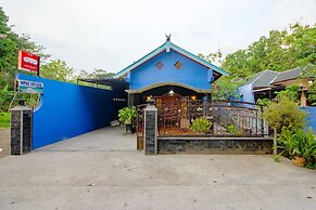 OYO 2047 Opak Village Bed & Breakfast