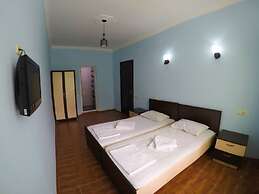 Hotel Nine Brothers