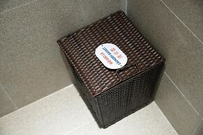 Sharon Apartment and Spa