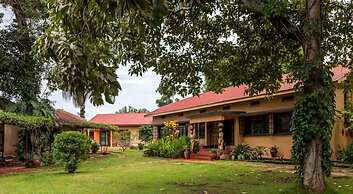 Airport Guesthouse