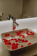 Carinae Danang Hotel