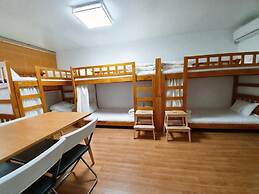 Byulbam - Hostel