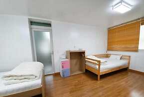 Byulbam - Hostel