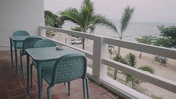 Dojo Pool Villa Beachfront