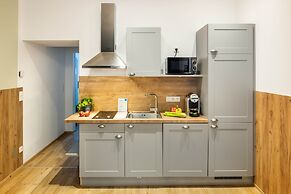 Jimmy's Apartments Emerald