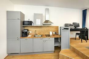 Jimmy's Apartments Emerald