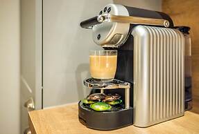 Jimmy's Apartments Emerald