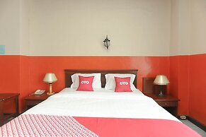 OYO 2057 Hotel Kharisma