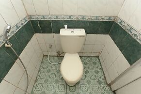 OYO 2057 Hotel Kharisma