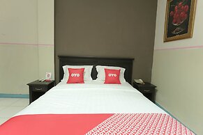 OYO 2057 Hotel Kharisma
