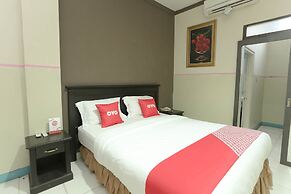 OYO 2057 Hotel Kharisma