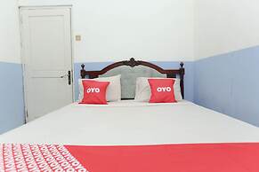 OYO 2057 Hotel Kharisma