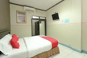 OYO 2057 Hotel Kharisma