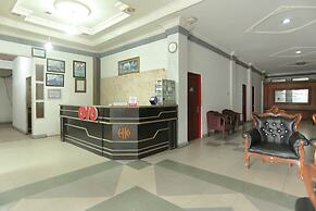 OYO 2057 Hotel Kharisma