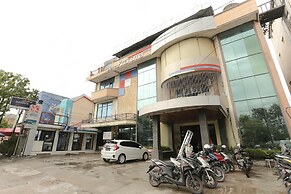 OYO 2057 Hotel Kharisma