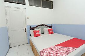 OYO 2057 Hotel Kharisma