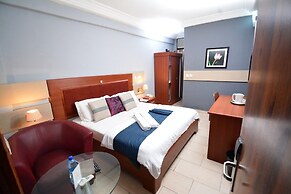 Signatious Hotels & Suites Lagos
