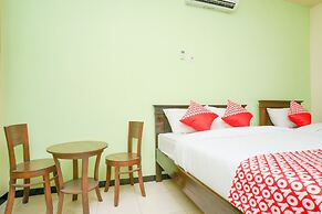 OYO 1639 Penginapan Anggrek Syariah 1