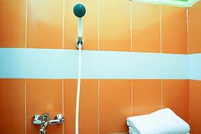 OYO 1639 Penginapan Anggrek Syariah 1