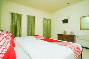 OYO 1639 Penginapan Anggrek Syariah 1