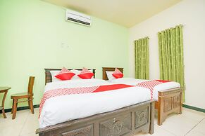 OYO 1639 Penginapan Anggrek Syariah 1