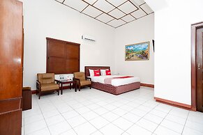Super OYO Capital O 1644 Hotel Griya Kencana
