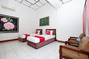 Super OYO Capital O 1644 Hotel Griya Kencana