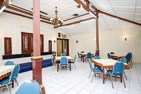 Super OYO Capital O 1644 Hotel Griya Kencana