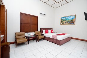 Super OYO Capital O 1644 Hotel Griya Kencana