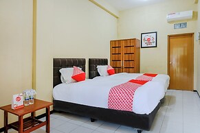 OYO 1342 Uniga Malang Family Residence