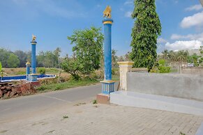 SPOT ON 1976 Hamana Beach Inn