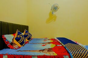 SPOT ON 1976 Hamana Beach Inn