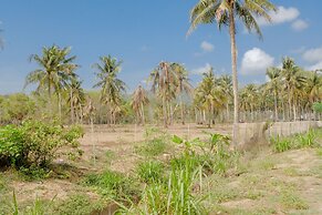 SPOT ON 1976 Hamana Beach Inn