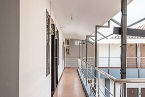 OYO 1460 Anyelir Residence