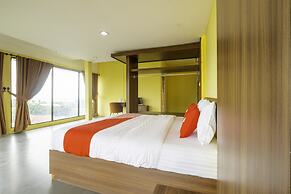 Capital O 1973 Guest House Toserba Selamat Syariah Pelabuhan Ratu