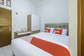 OYO 2072 Wisma Teratai