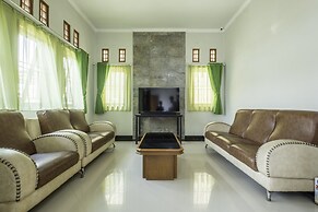 OYO 2072 Wisma Teratai