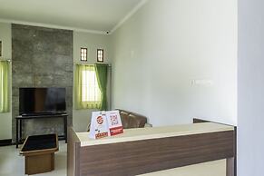 OYO 2072 Wisma Teratai