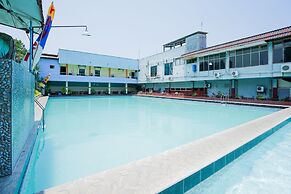 OYO 1652 Hotel Tampiarto