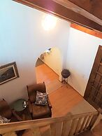 Home near Franklin College and Lugano Center