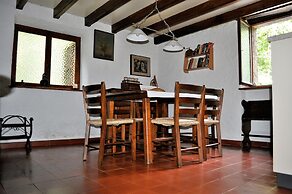 Typical, Romantic Tessiner Cottage